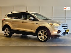 Ford Kuga - 1.5 Titanium 4WD / Automaat /
