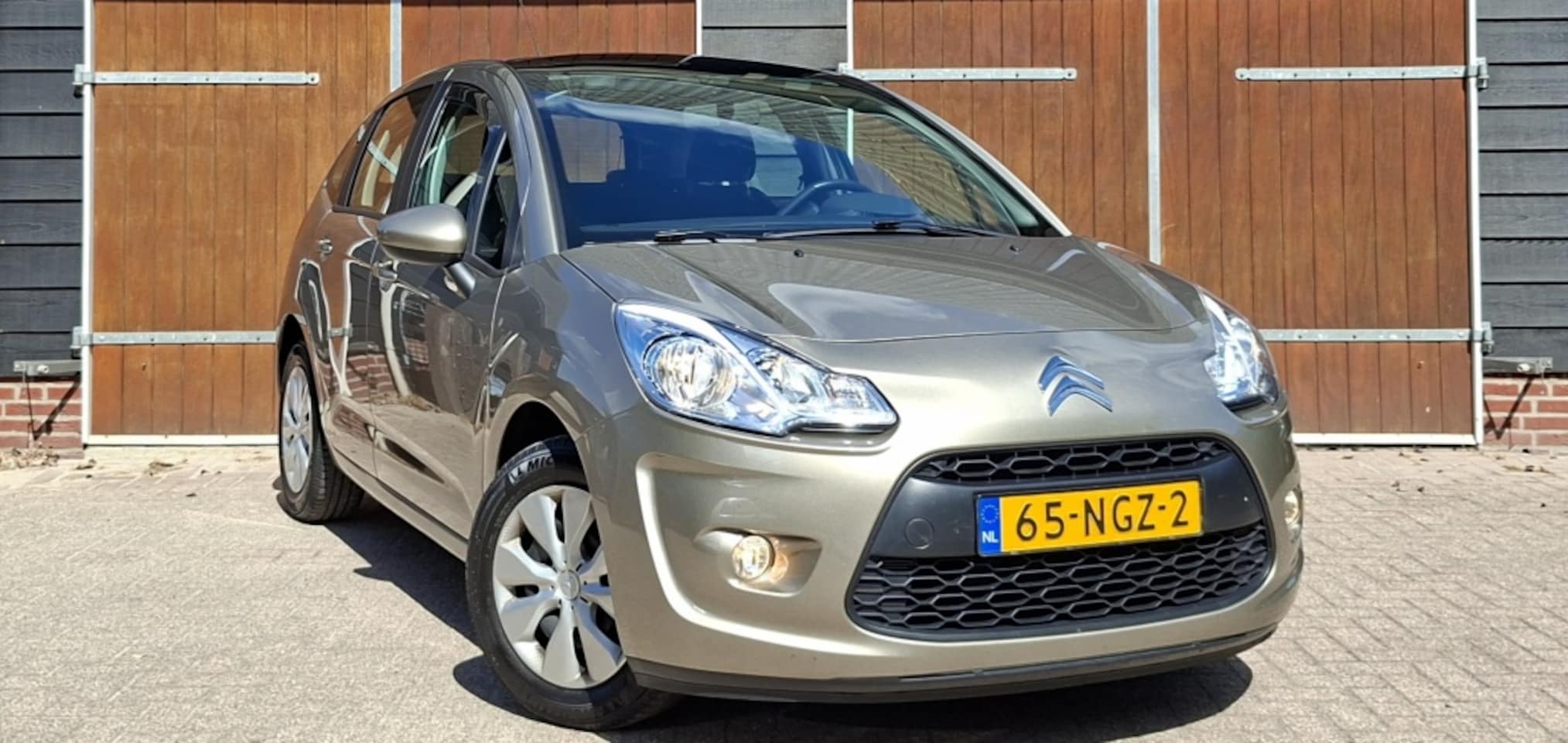 Citroën C3 - 1.4 VTi Dynamique | Trekhaak | Onderhoudsboekjes | ISO fix | NAP - AutoWereld.nl