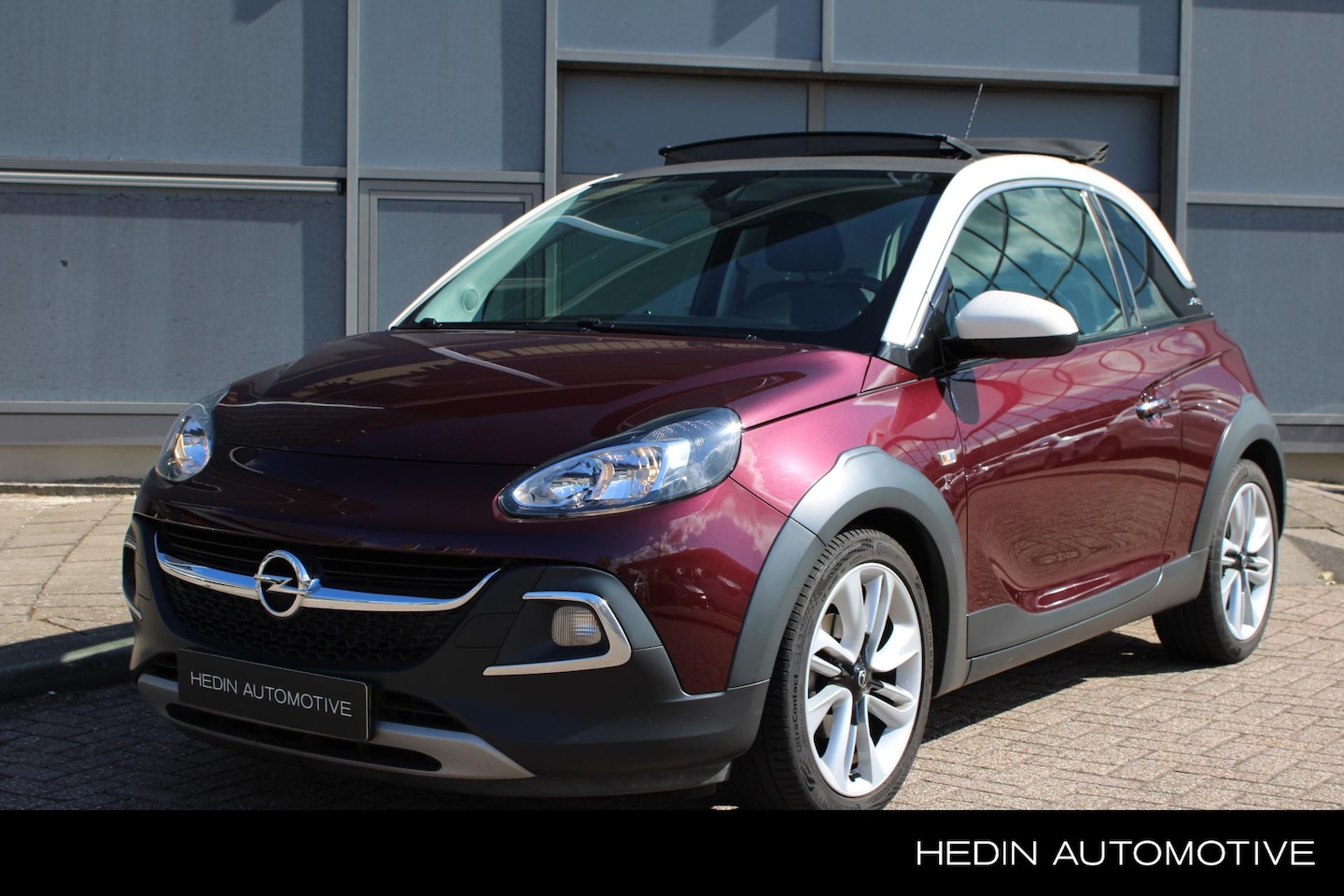 Opel ADAM - 1.0 Turbo Rocks BlitZ | Open dak | Stoel & Stuurverwarming | Navigatie | Climate Controle - AutoWereld.nl