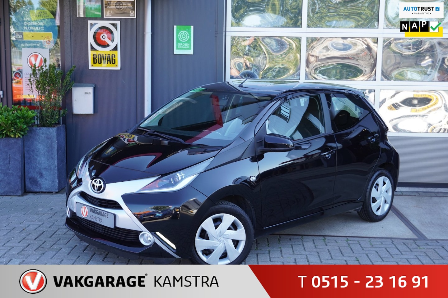 Toyota Aygo - 1.0 VVT-i x-play NAP 5drs Airco/Bluetooth/Zuinig - AutoWereld.nl