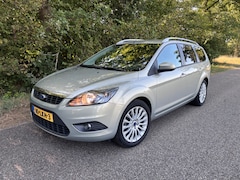 Ford Focus - 1.8 Ghia Flexi Fuel *Airco* Trekhaak