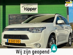 Mitsubishi Outlander - 2.0 PHEV Instyle|2e Eigenaar|Panoramadak|Camera|Navigatie|CruiseControl|Climatronic|Trekha