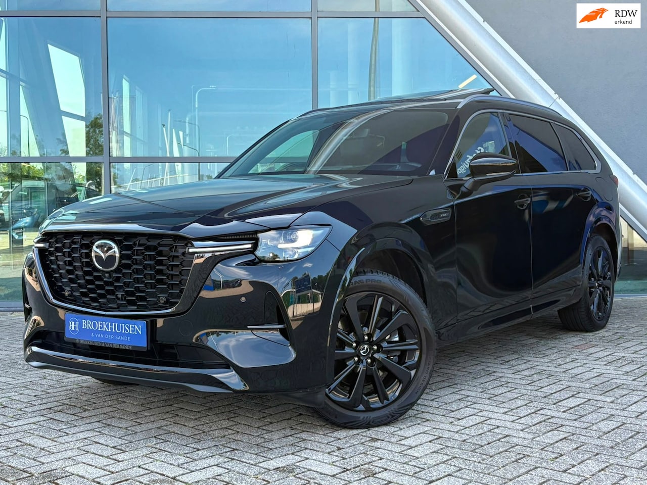 Mazda CX-80 - 2.5 e-SkyActiv PHEV 7p. Homura Plus 327pk Panoramadak / Stoelventilatie / 360 Camera - AutoWereld.nl