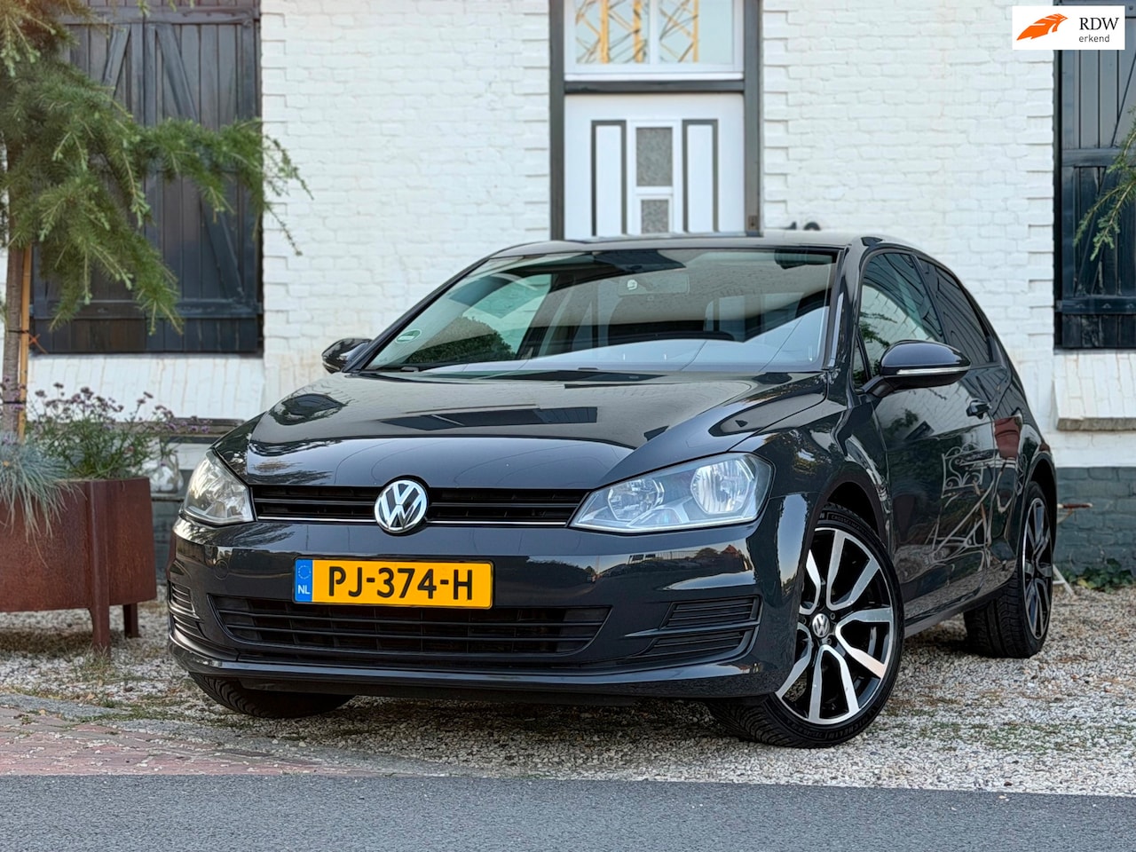 Volkswagen Golf - 1.2 TSI Trendline|Navi|Bluetooth|LMV|Goed onderhouden| - AutoWereld.nl