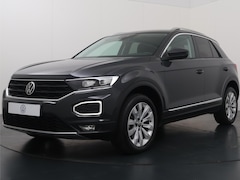 Volkswagen T-Roc - 1.5 TSI Sport | 150 PK | Adaptive Cruise Control | Climate control | LED verlichting | Dra