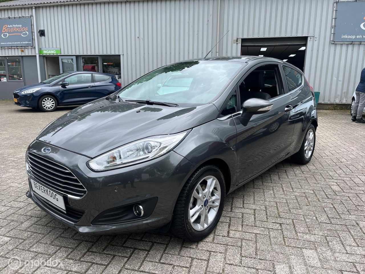 Ford Fiesta - 1.0 EcoBoost Titanium /AUTOMAAT - AutoWereld.nl
