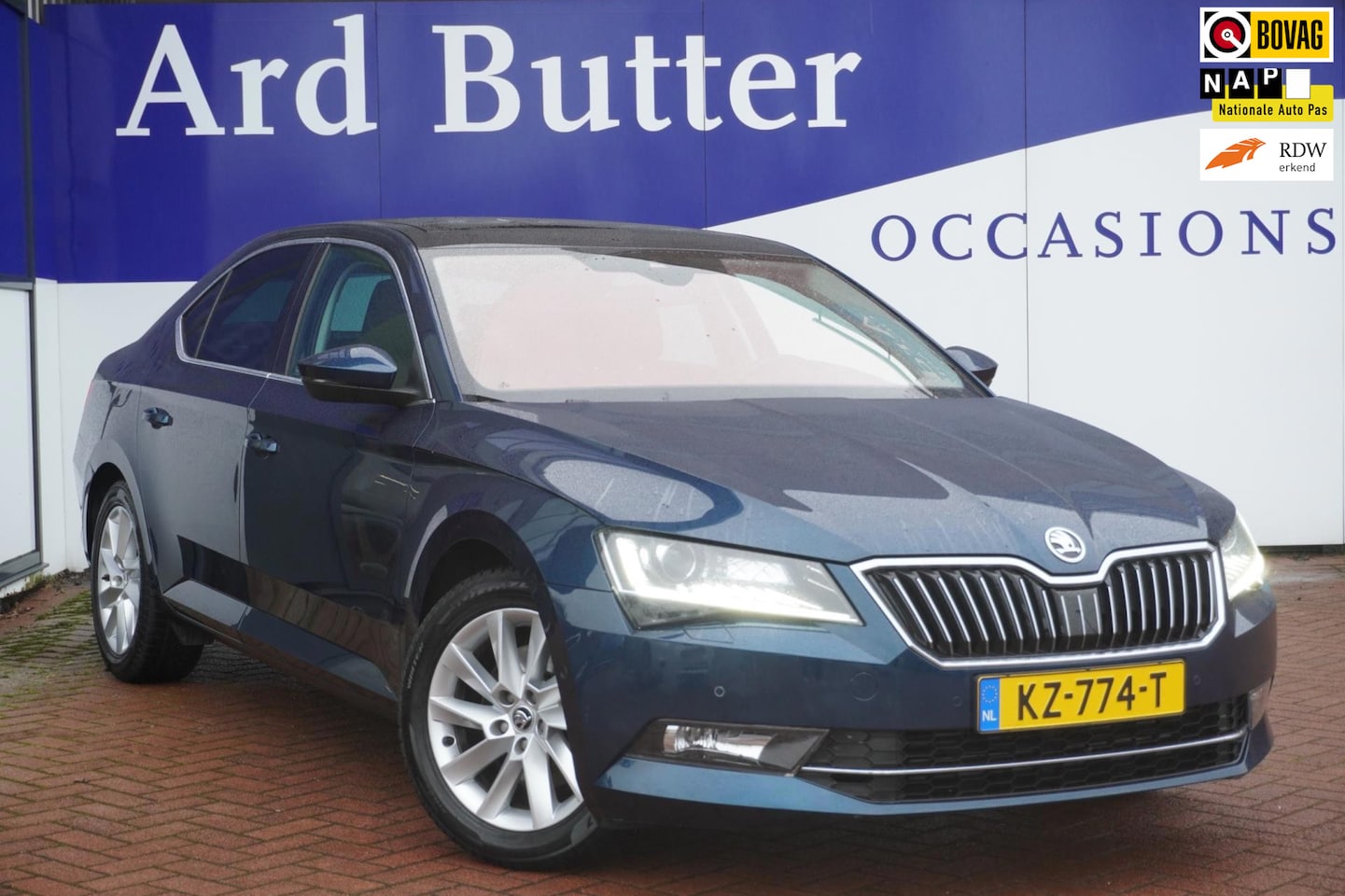 Skoda Superb - 1.4 TSI 150PK Ambition / LED / CANTONAUDIO / Panorama = VOL OPTIES !! - AutoWereld.nl