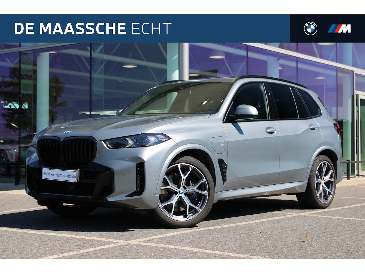 BMW X5 - xDrive50e M Sport Automaat / Panoramadak / Comfortstoelen / Parking Assistant Professional - AutoWereld.nl