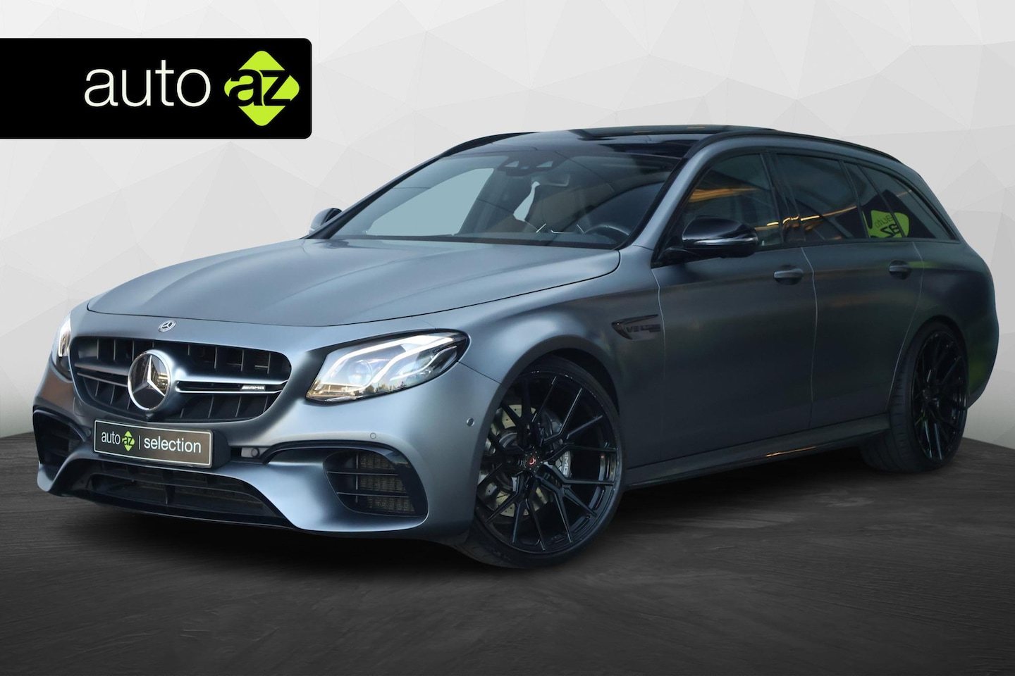 Mercedes-Benz E-klasse Estate - AMG 63 4MATIC Premium Plus / Pano / Burmester / Sfeerverlichting / Vossen - AutoWereld.nl