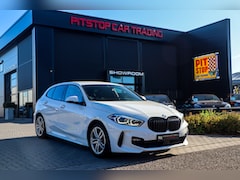 BMW 1-serie - 118i Executive M-Sport, Sfeerverlichting, LED, Stoelverw, Stuurwiel verw