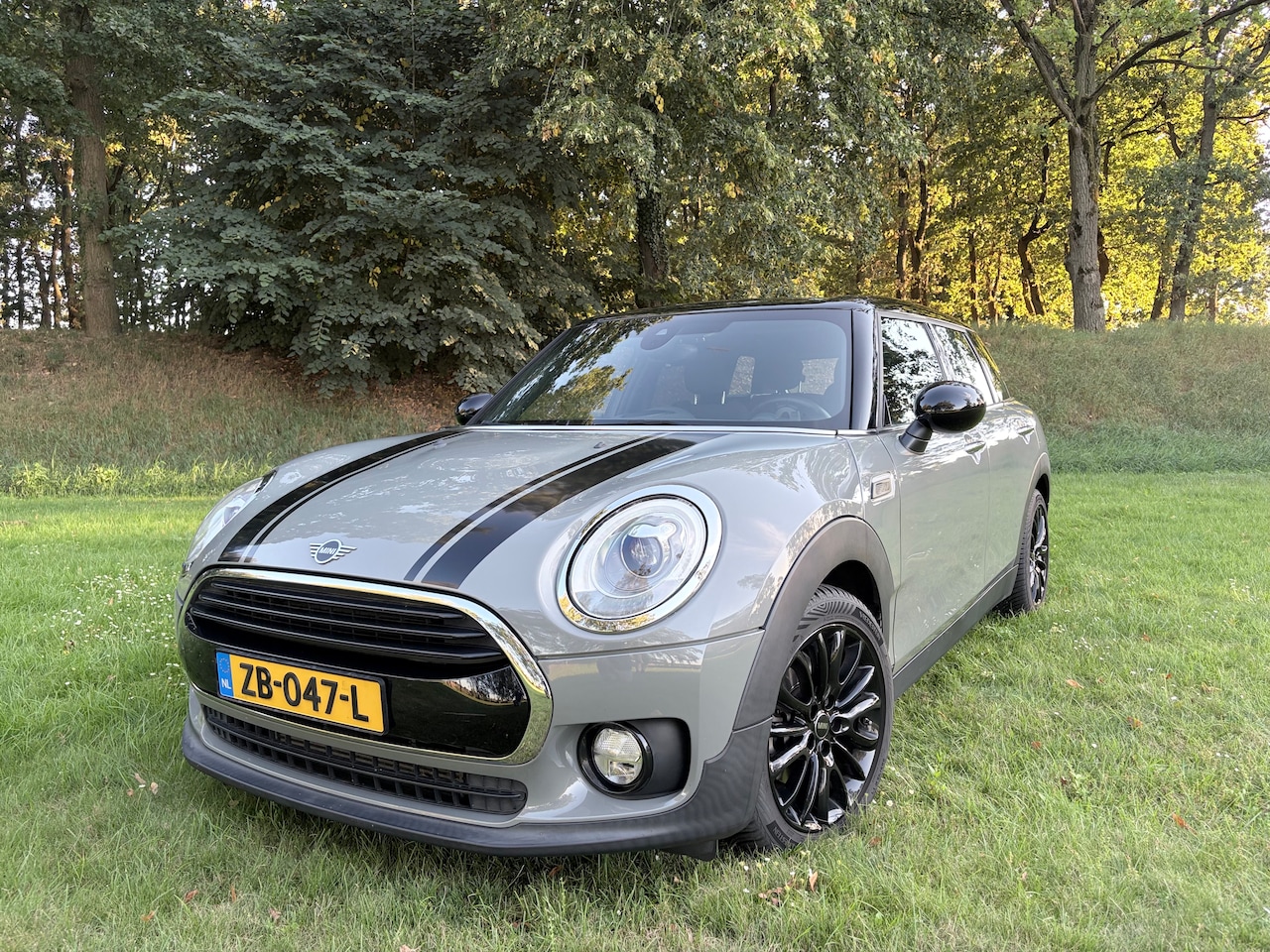 MINI Clubman - 1.5 Cooper Salt Business Editie Origineel NL – 46.972 km (RDW Logisch) – Incl. onderhoudscontract! - AutoWereld.nl