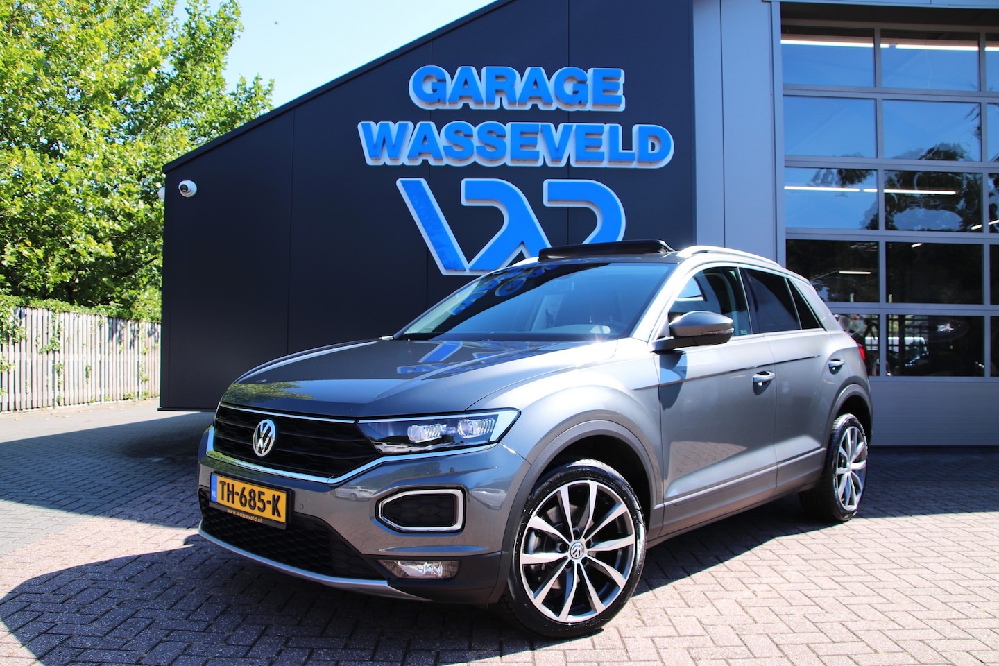 Volkswagen T-Roc - 1.0 TSI 115pk NL-1-Eigenaar Schuif/Kantel-ACC-Carplay-Elekt.Achterklep - AutoWereld.nl