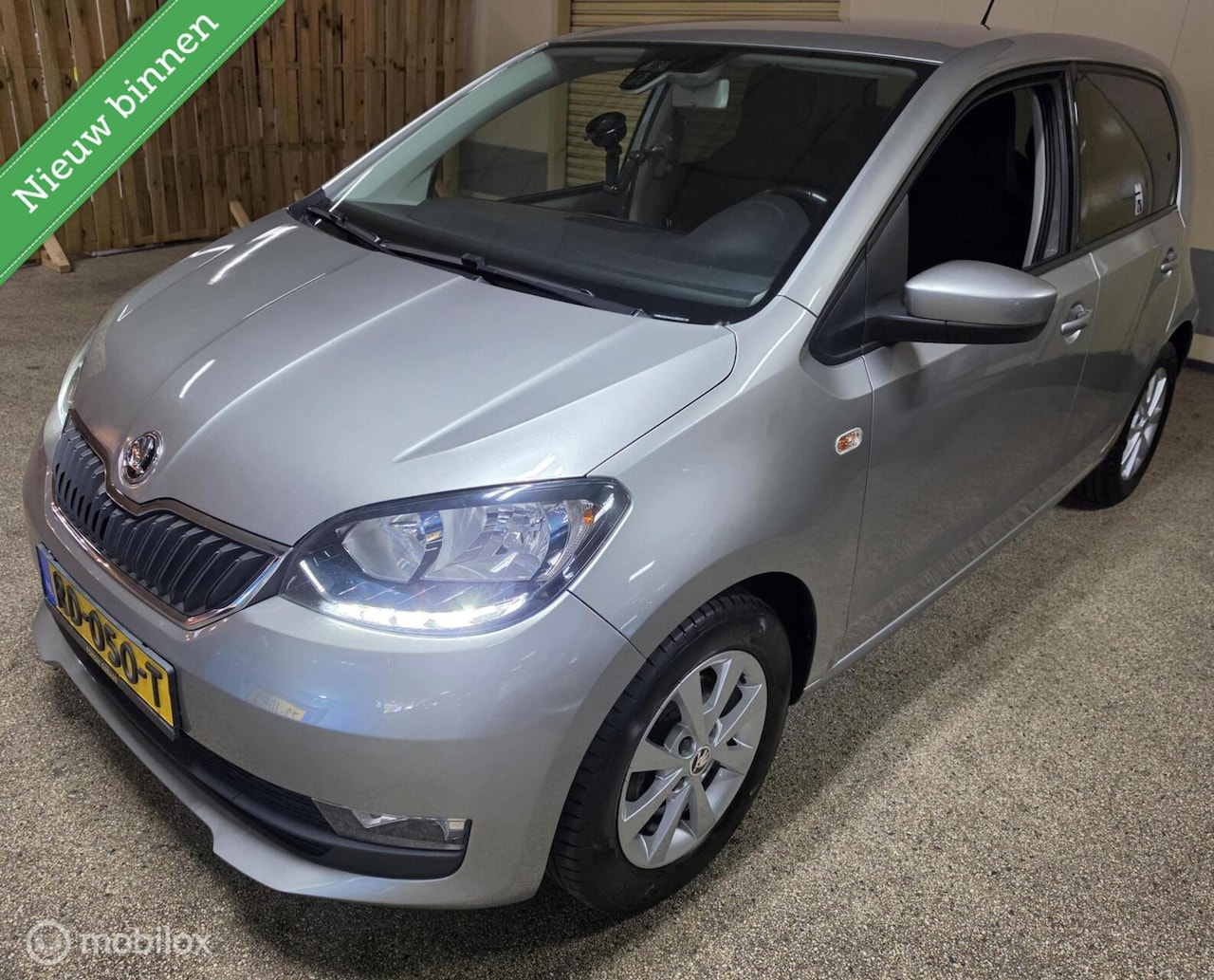 Skoda Citigo - 1.0 Greentech zeer luxe uitvoering - AutoWereld.nl