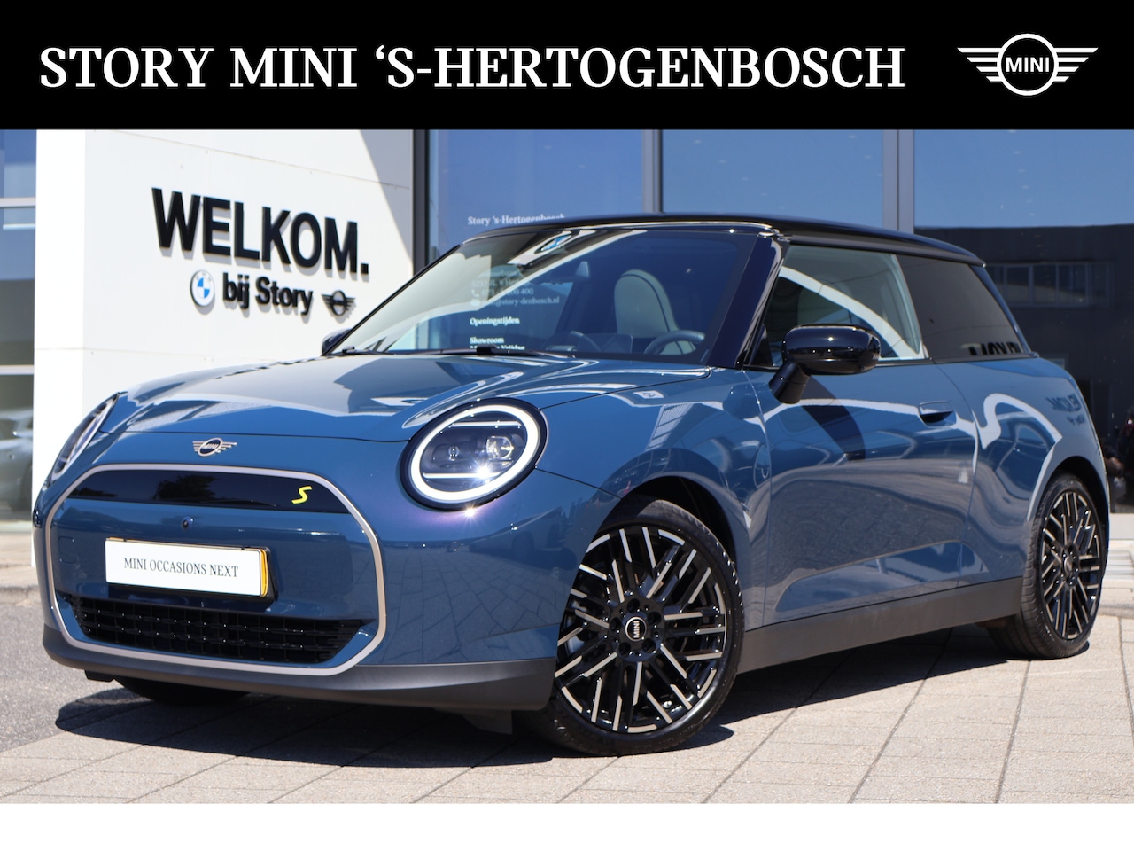 MINI Electric - Hatchback Cooper SE / Favoured / Pakket L / 18" Night Flash Spoke 2-tone / - AutoWereld.nl