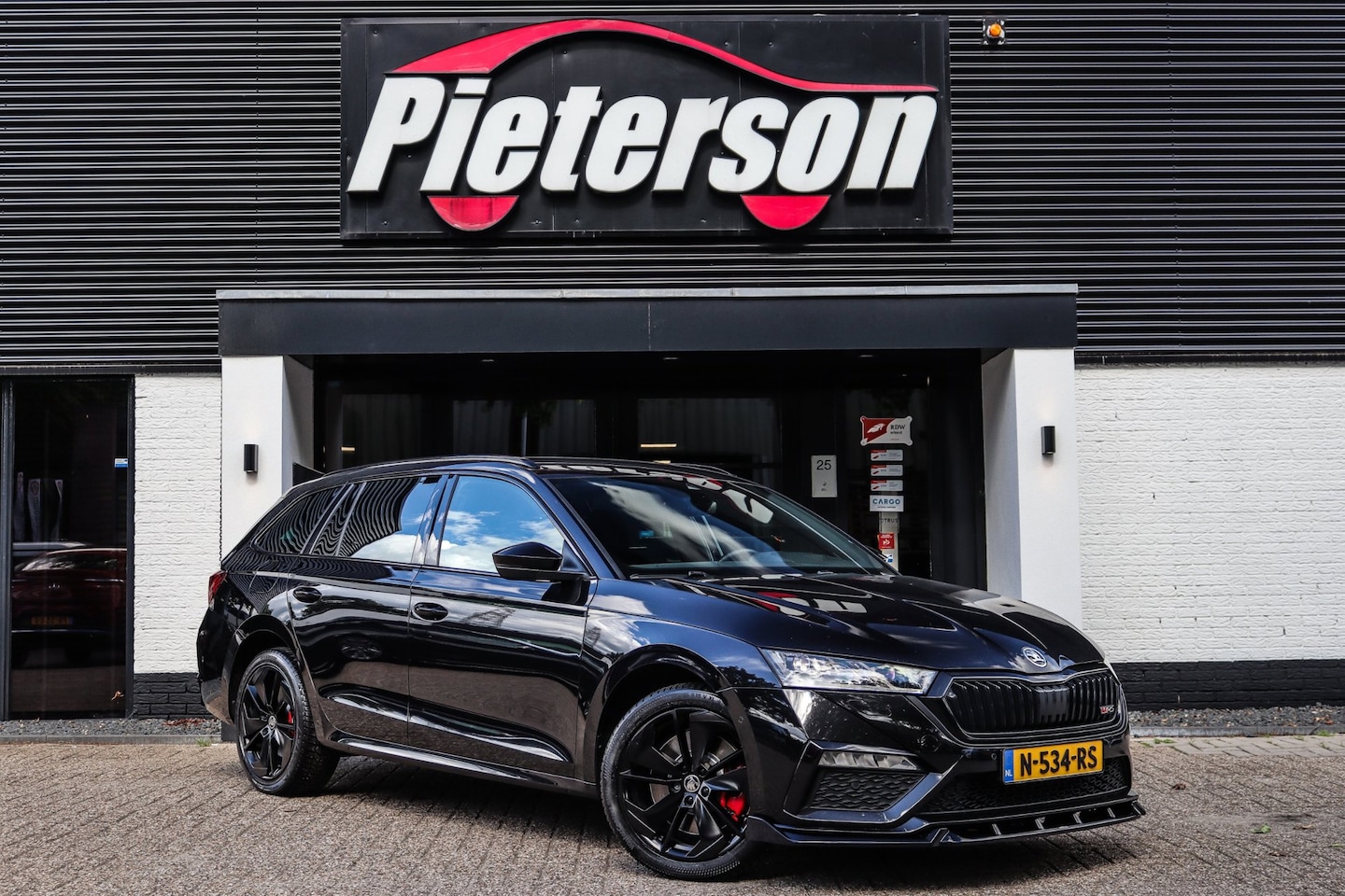 Skoda Octavia Combi - 1.4 TSI RS iV PHEV VITRUAL ACC HUD BLACK - AutoWereld.nl