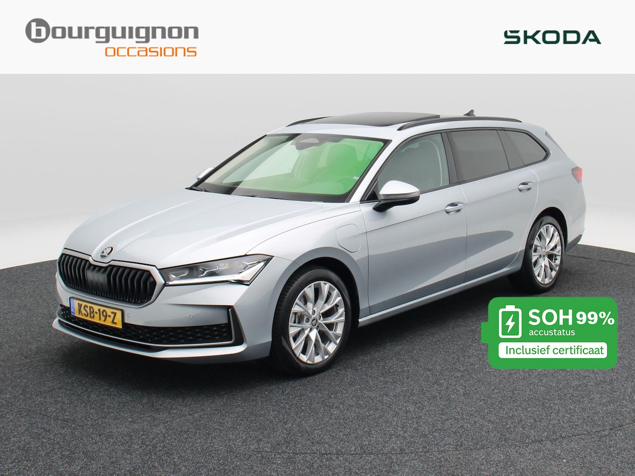 Skoda Superb Combi - 1.5 TSi 204 Pk PHEV Edition | Panoramadak | Stoelverwarming | Camera | Trekhaak | Adaptive - AutoWereld.nl