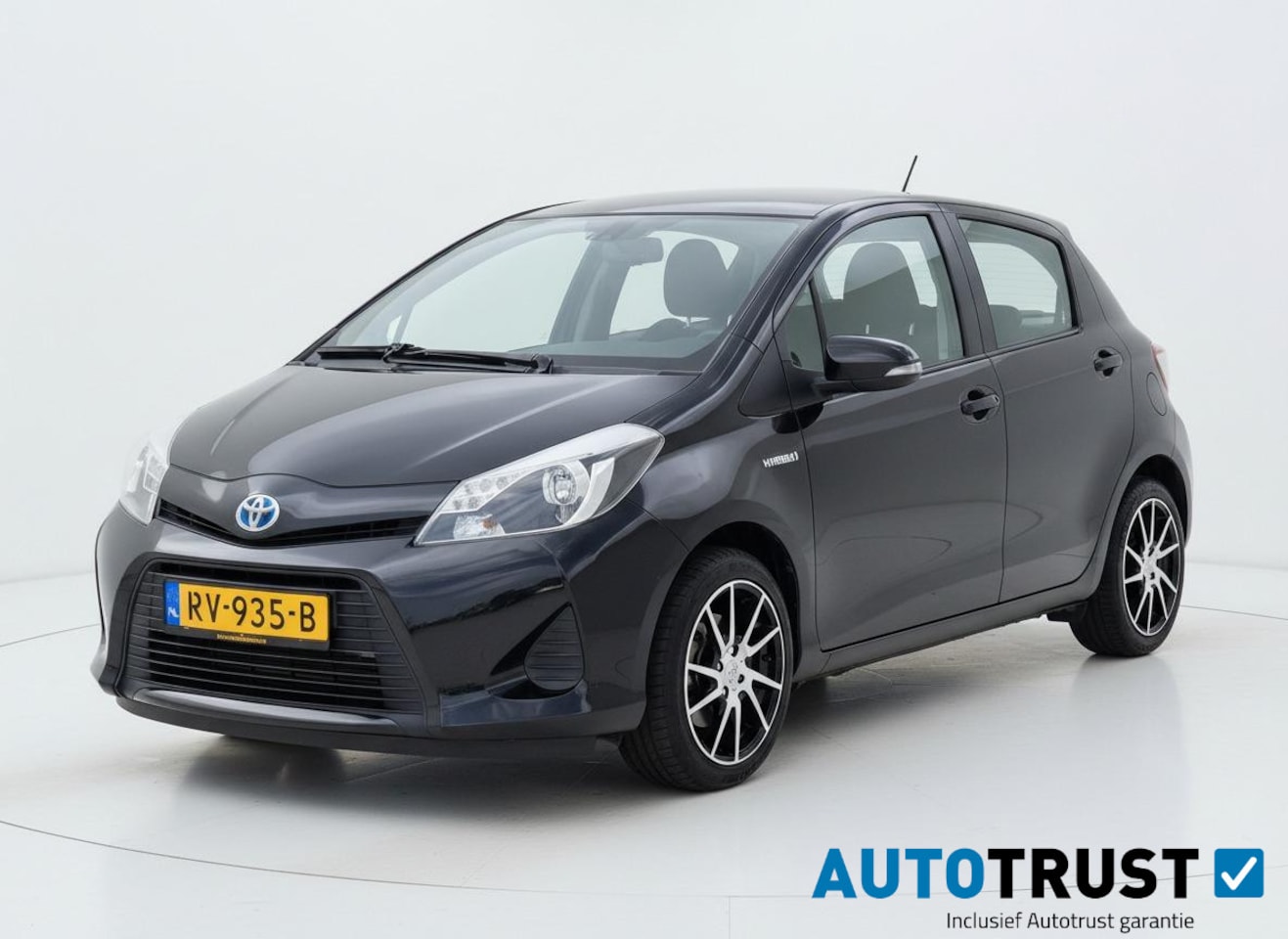 Toyota Yaris - 1.5 Full Hybrid Aspiration AUTOMAAT CAMERA NAV - AutoWereld.nl