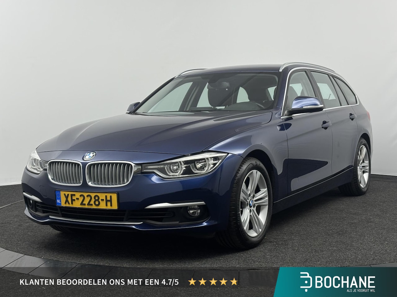BMW 3-serie Touring - 320i | Trekhaak | Leder | Stoelverwarming | - AutoWereld.nl