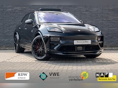 Porsche Macan - Turbo 100 kWh BTW 21% Black Pano