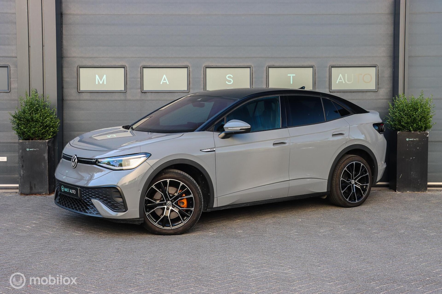 Volkswagen ID.5 - Pro 77 kWh|SOH96%|CAMERA|ACC|CARPLAY|STOELVERM. - AutoWereld.nl