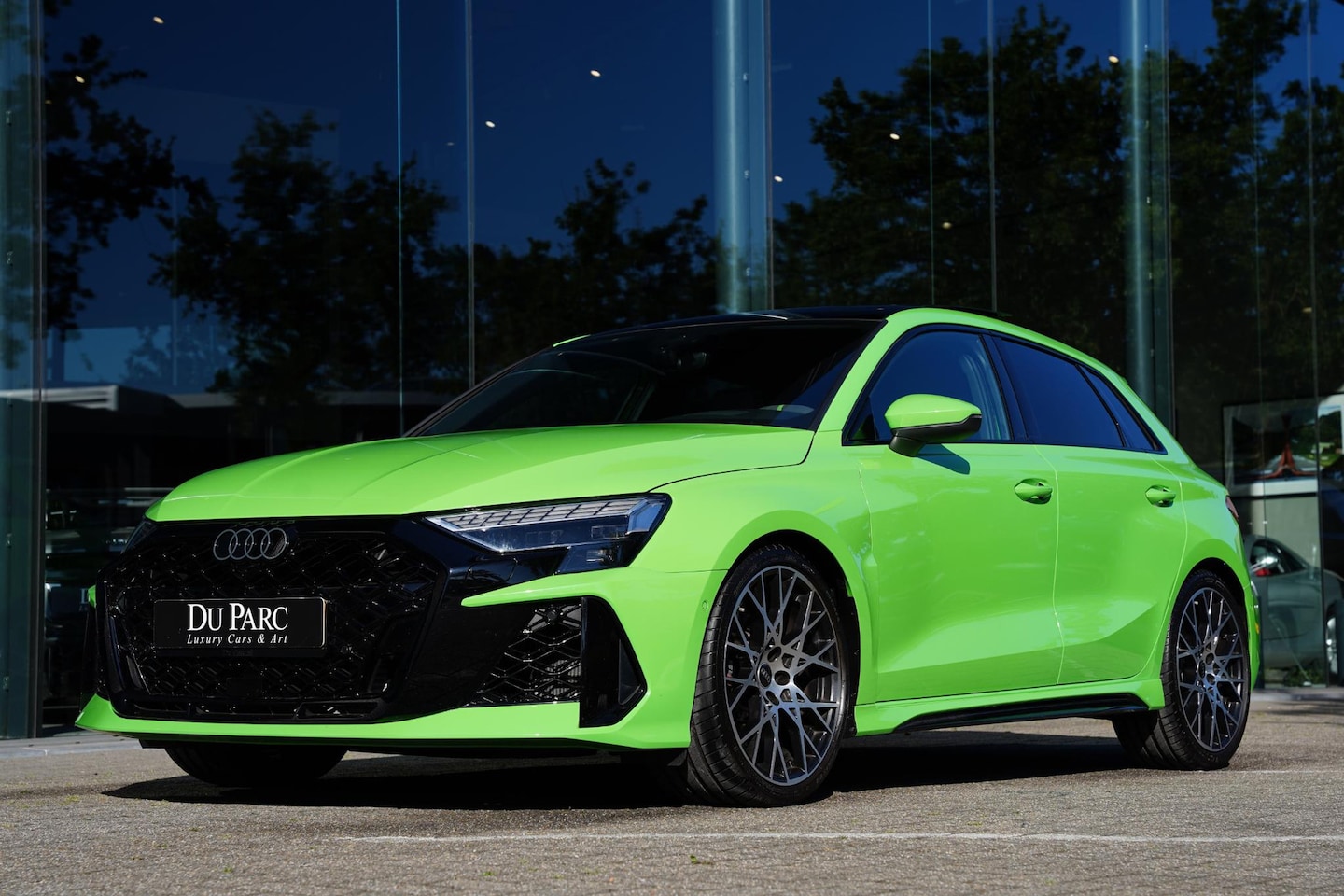 Audi RS3 - Sportback 2.5 TFSI Quattro / Kialamygreen / Panoramadak / SONOS - AutoWereld.nl