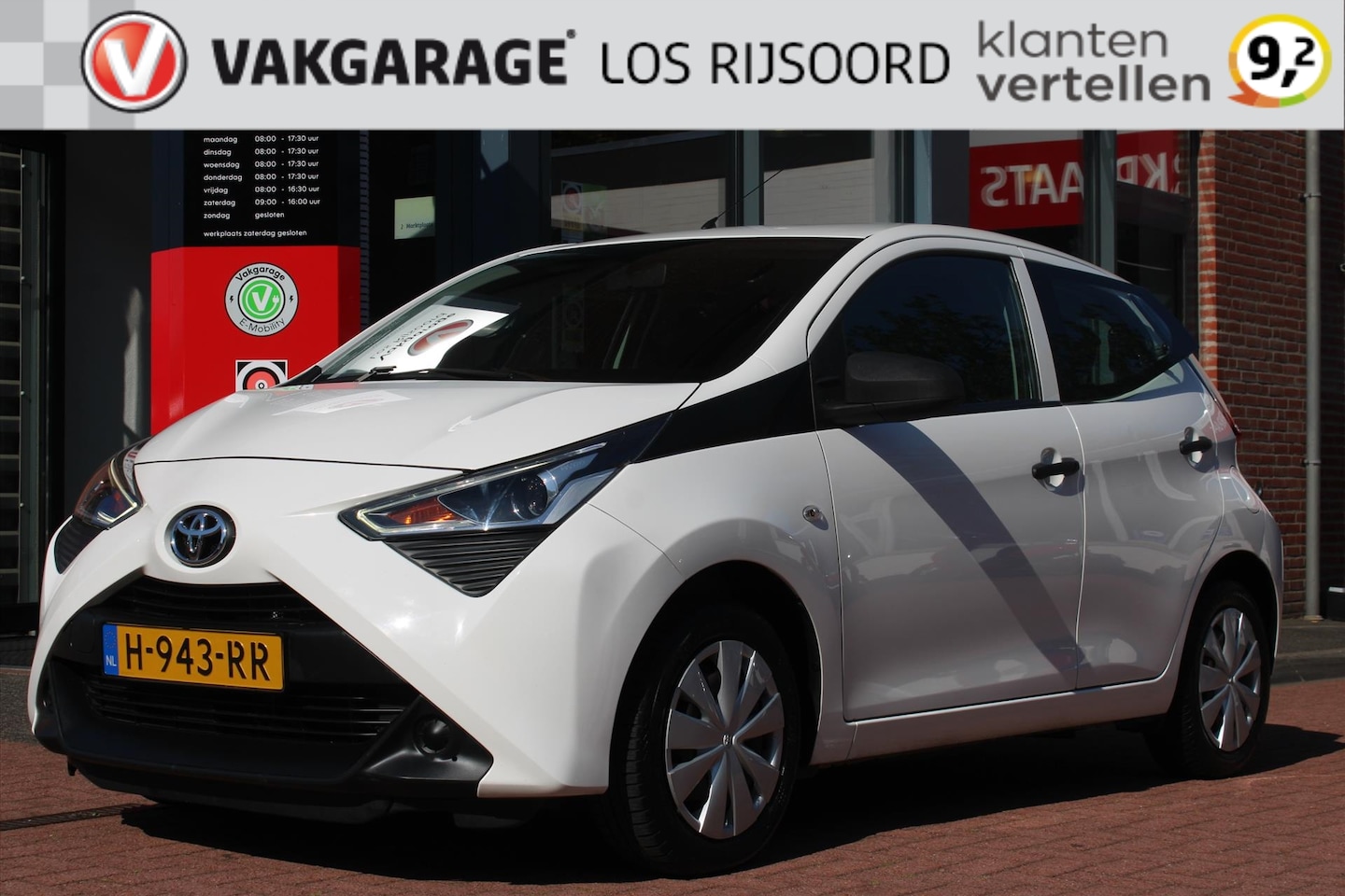 Toyota Aygo - 1.0 5Deurs X-fun | All-Seasons | Orig. NL | Bluetooth | A/C | - AutoWereld.nl