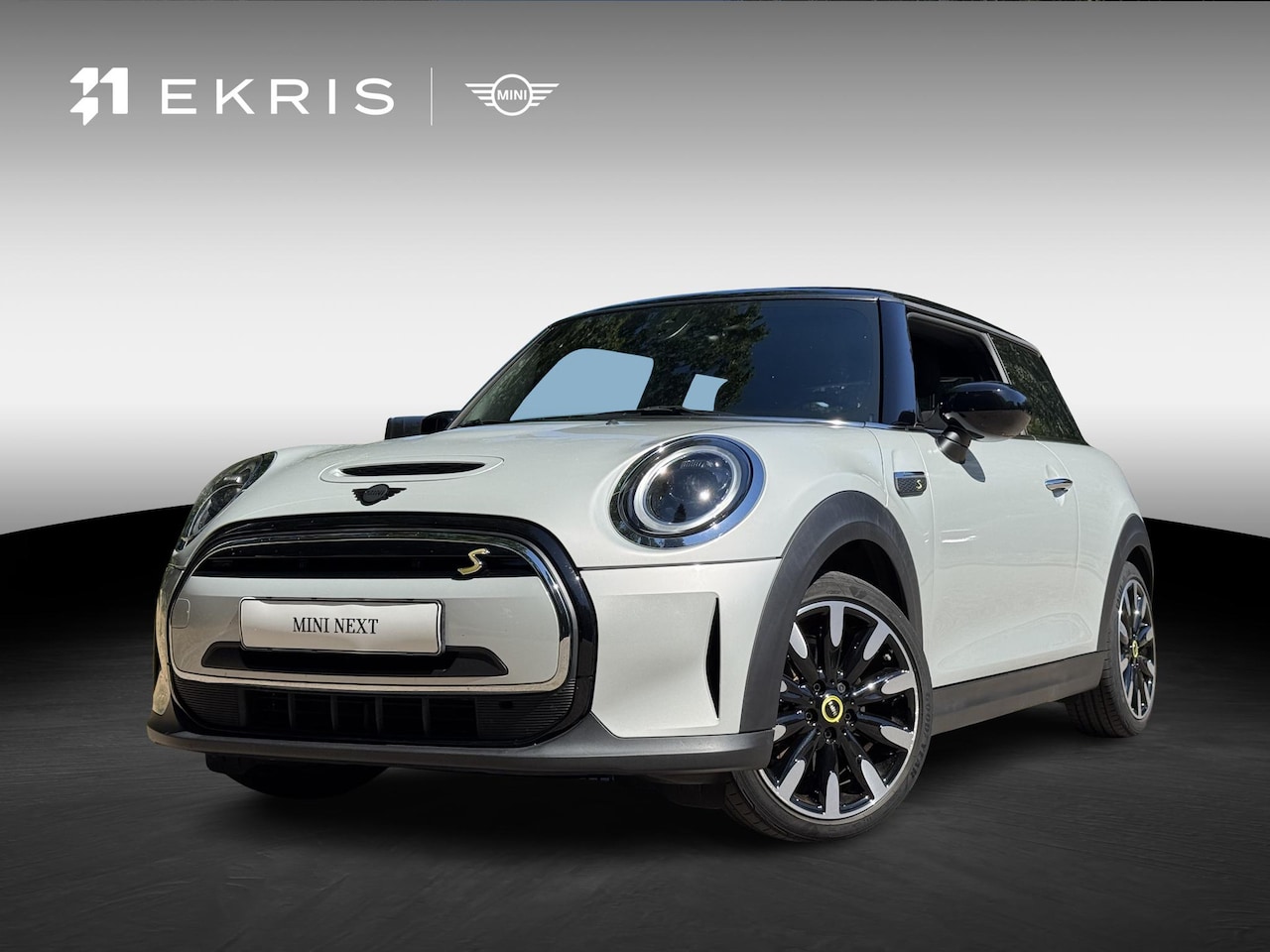 MINI Electric - 3-Deurs Classic | Stoelverwarming | Comfortpakket Plus | MINI navigatiesysteem - AutoWereld.nl