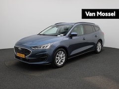Ford Focus Wagon - 1.0 EcoBoost Connected | Trekhaak | Adaptive Cruise | Winterpack | Camera | Keyless Entry