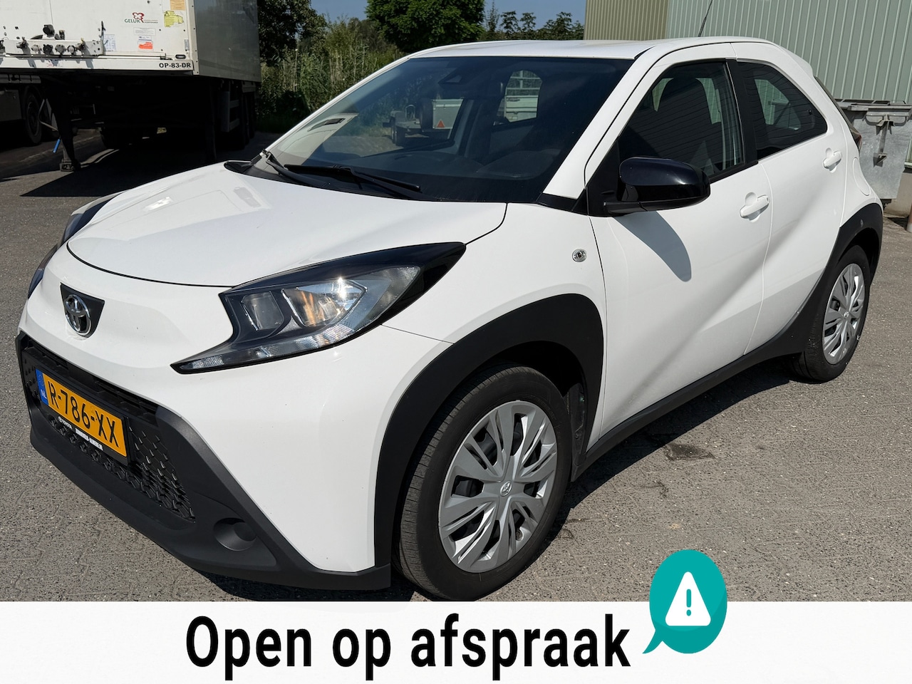 Toyota Aygo X - 1.0 VVT-i X Play Automaat/Carplay/Camera/Adap cruise - AutoWereld.nl
