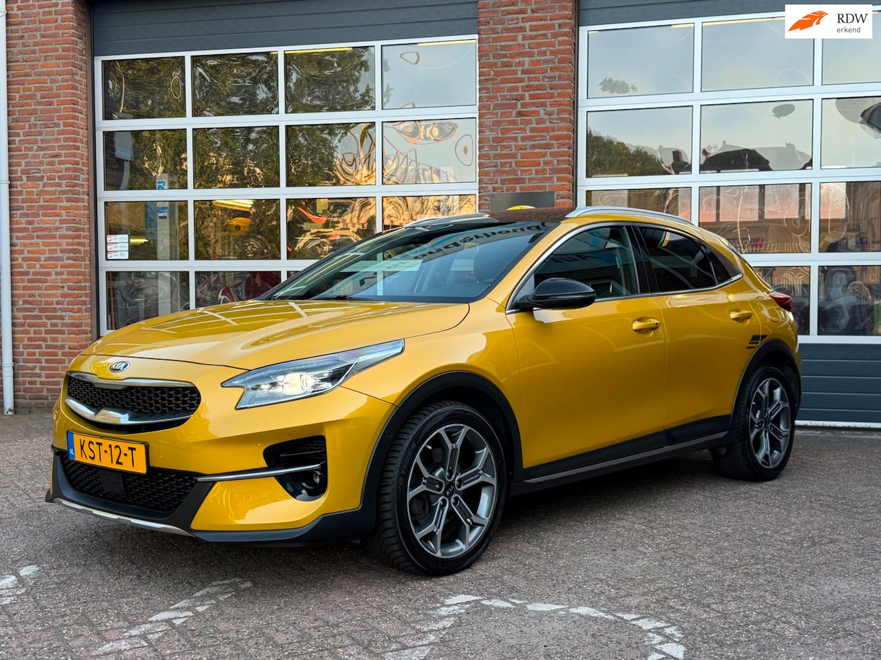 Kia XCeed - 1.5 T-GDI Executive Line, panodak, adapt cuise, camera, navi, leder + mem - AutoWereld.nl