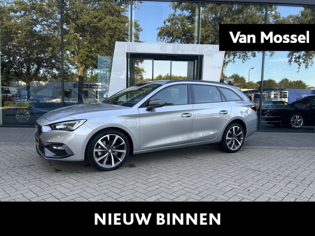 SEAT Leon Sportstourer - 1.4 TSI eHybrid PHEV FR | WORDT VERWACHT | ACHTERUITRIJCAMERA | AMBIENT SFEERVERLICHTING | - AutoWereld.nl