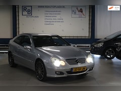 Mercedes-Benz C-klasse Sportcoupé - 160 / NAP / FULL SERVICE / KEURIGE AUTO