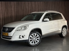 Volkswagen Tiguan - 1.4 TSI Sport&Style NAP/AIRCO/TREKHAAK/MULTI-MEDIA/PDC VOOR & ACHTER/AUT. INPARKEREN