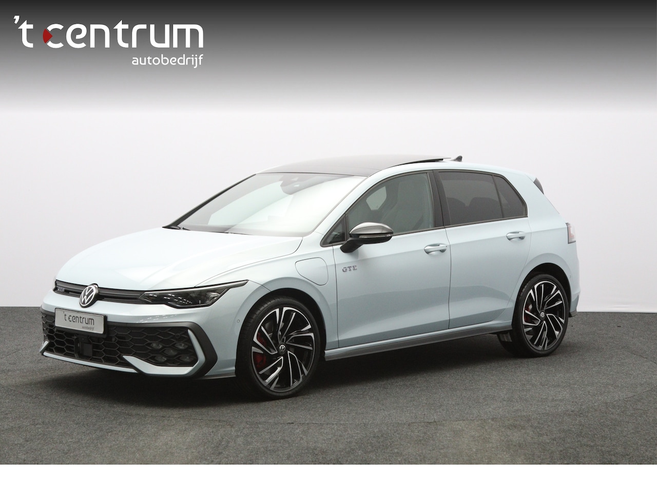 Volkswagen Golf - 1.5 eHybrid GTE 272 PK PHEV, *Full-Option* Leder, Panoramadak, Trekhaak, 360 Camera - AutoWereld.nl