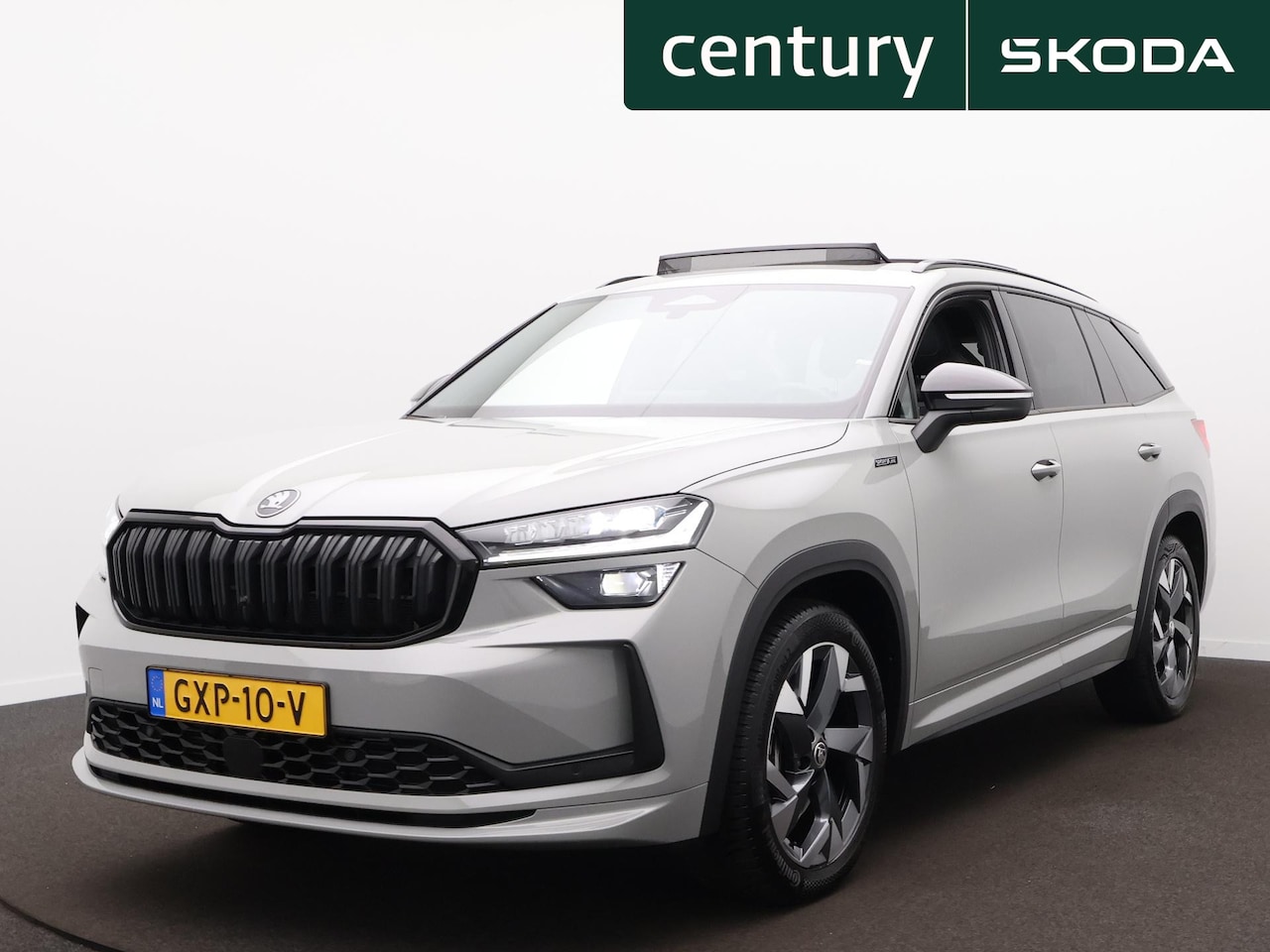 Skoda Kodiaq - 1.5 TSI MHEV Sportline Business 7p Panoramadak / Paraplu / Trekhaak - AutoWereld.nl