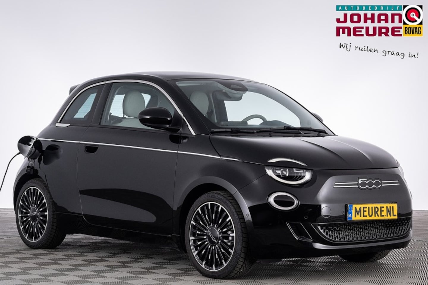 Fiat 500e - 42kWh LaPrima | PANORAMA | CAMERA | ADAPTIVE CRUISE | SOH: 95,7% | - AutoWereld.nl