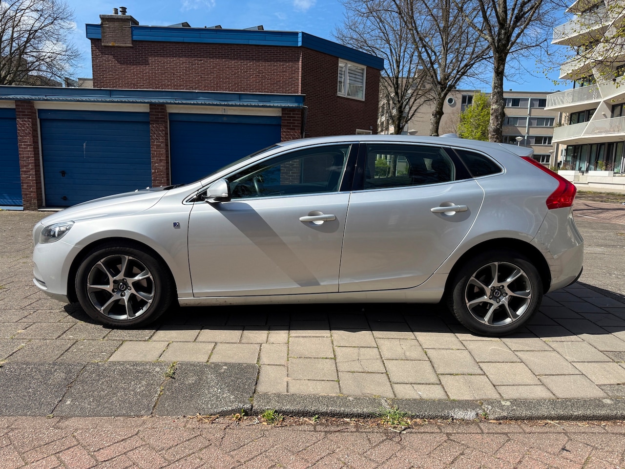 Volvo V40 - 2.0 D2 Summum Ocean Race - AutoWereld.nl