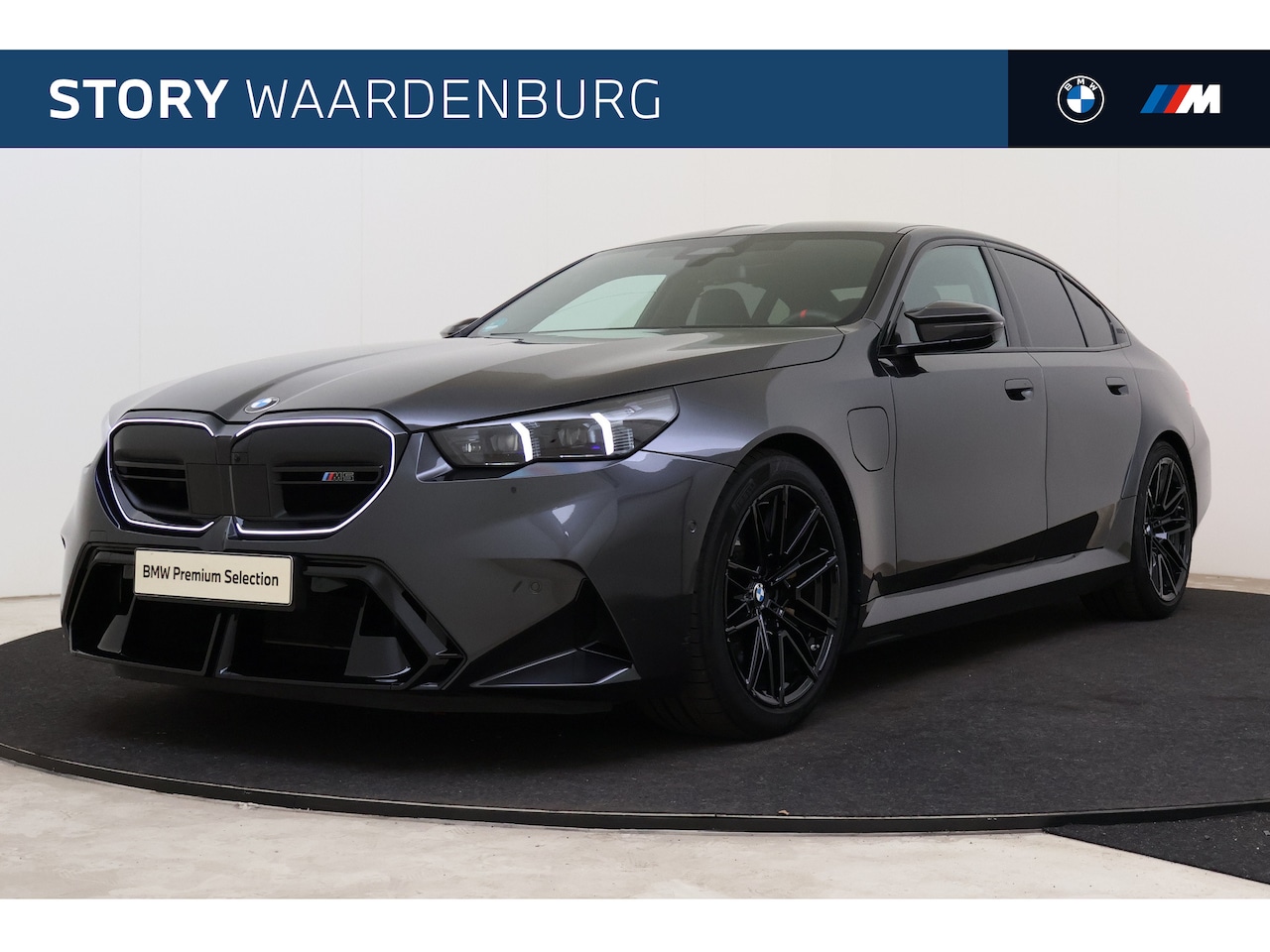 BMW M5 - 5 Serie Automaat / M Drive Professional / Carbon Pack / Comfort Access / Bowers & Wilkins - AutoWereld.nl