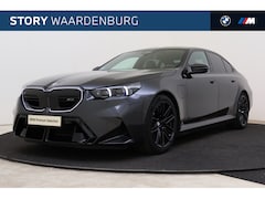 BMW M5 - 5 Serie Automaat / M Drive Professional / Carbon Pack / Comfort Access / Bowers & Wilkins