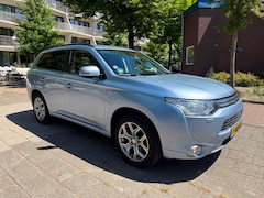 Mitsubishi Outlander - 2.0 PHEV instyle Leder Panorama Plug-in Hybrid