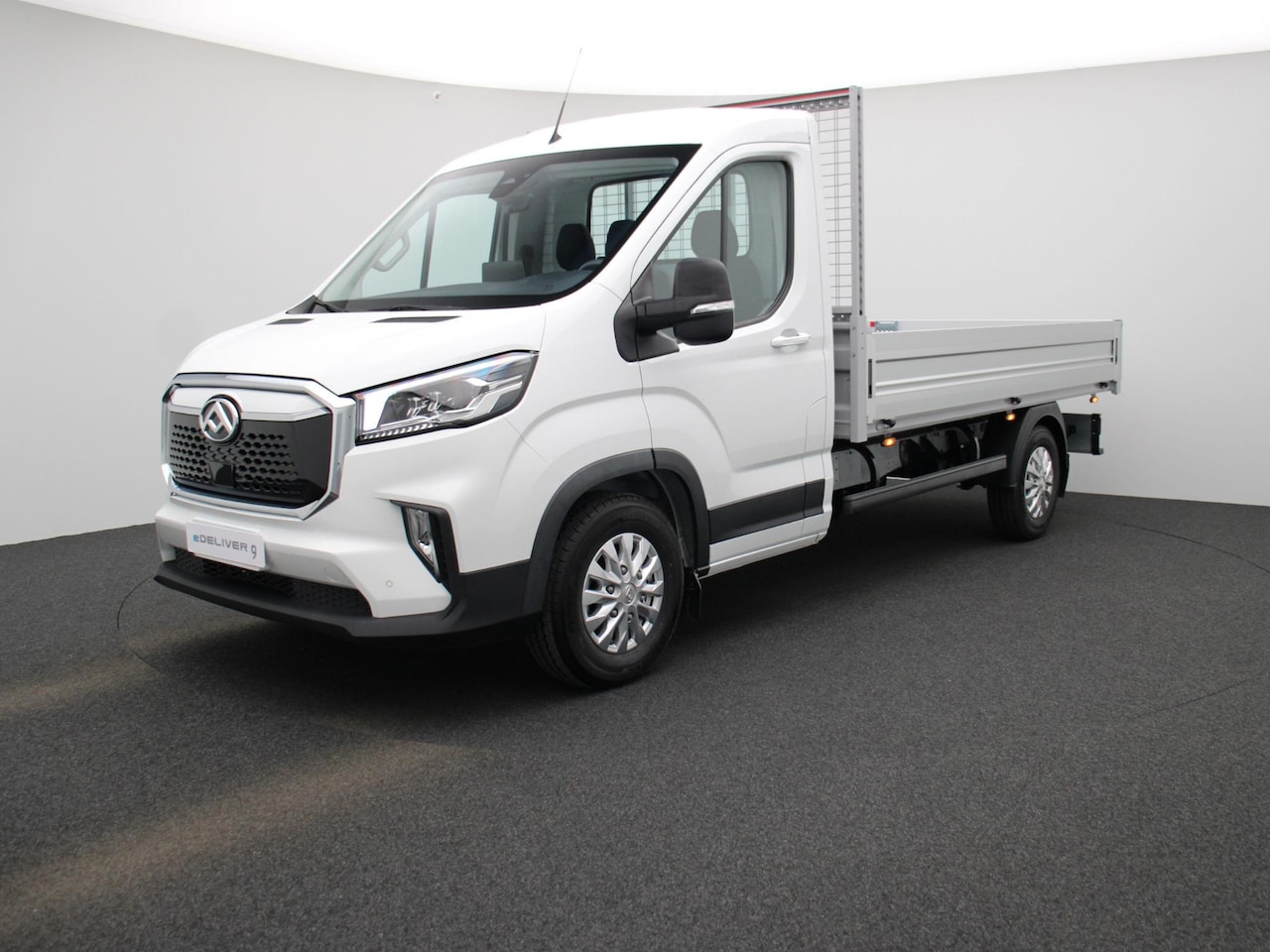 Maxus eDeliver 9 - L3 65 kWh Cityworker Open laadbak 380 CM x 209 CM | 24 maanden garantie! | OUTLET - AutoWereld.nl