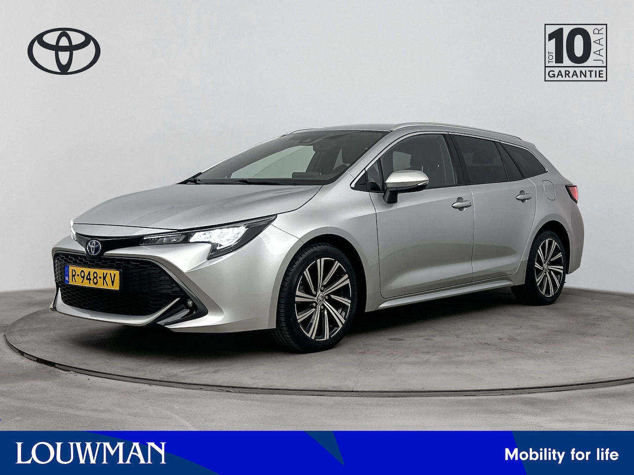 Toyota Corolla Touring Sports - 1.8 Hybrid Dynamic | Dealer onderhouden | Stoelverwarming | Draadloze telefoonlader | Navi - AutoWereld.nl