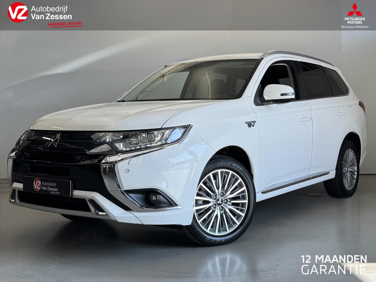 Mitsubishi Outlander - 2.4 PHEV Cruise | Camera | App Connect | Clima | Rijklaarprijs - AutoWereld.nl