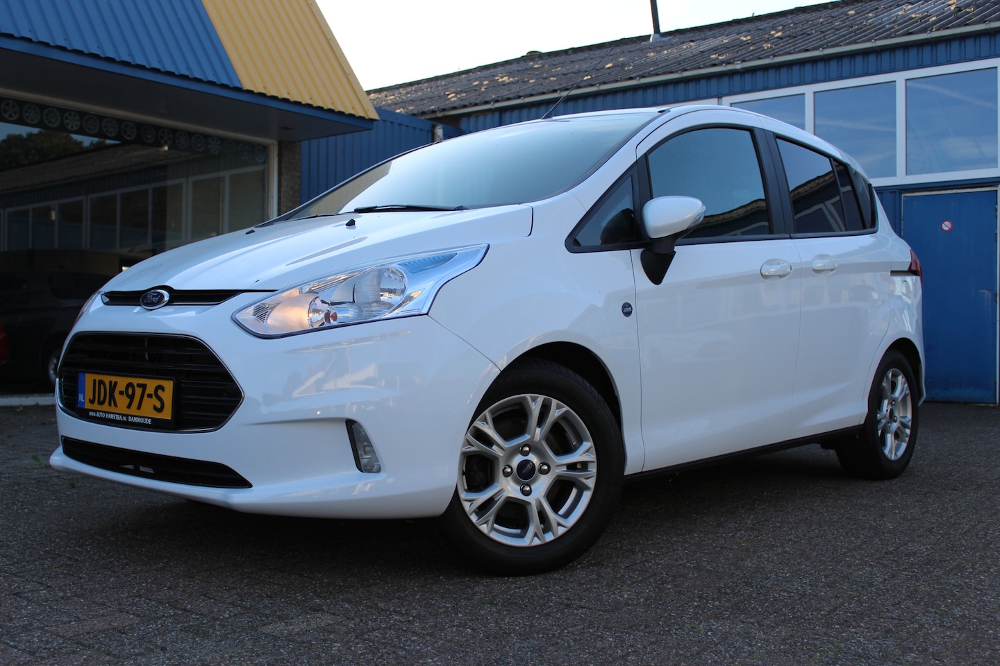 Ford B-Max - 1.0i "Trend" Airco - LMV - PDC !!! 100 Pk - AutoWereld.nl