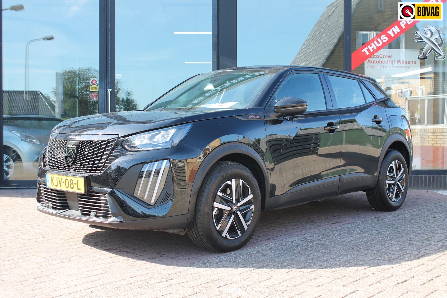 Peugeot 2008 - 1.2 Hybrid 136 Style Cruise/Lmv/Automaat! - AutoWereld.nl