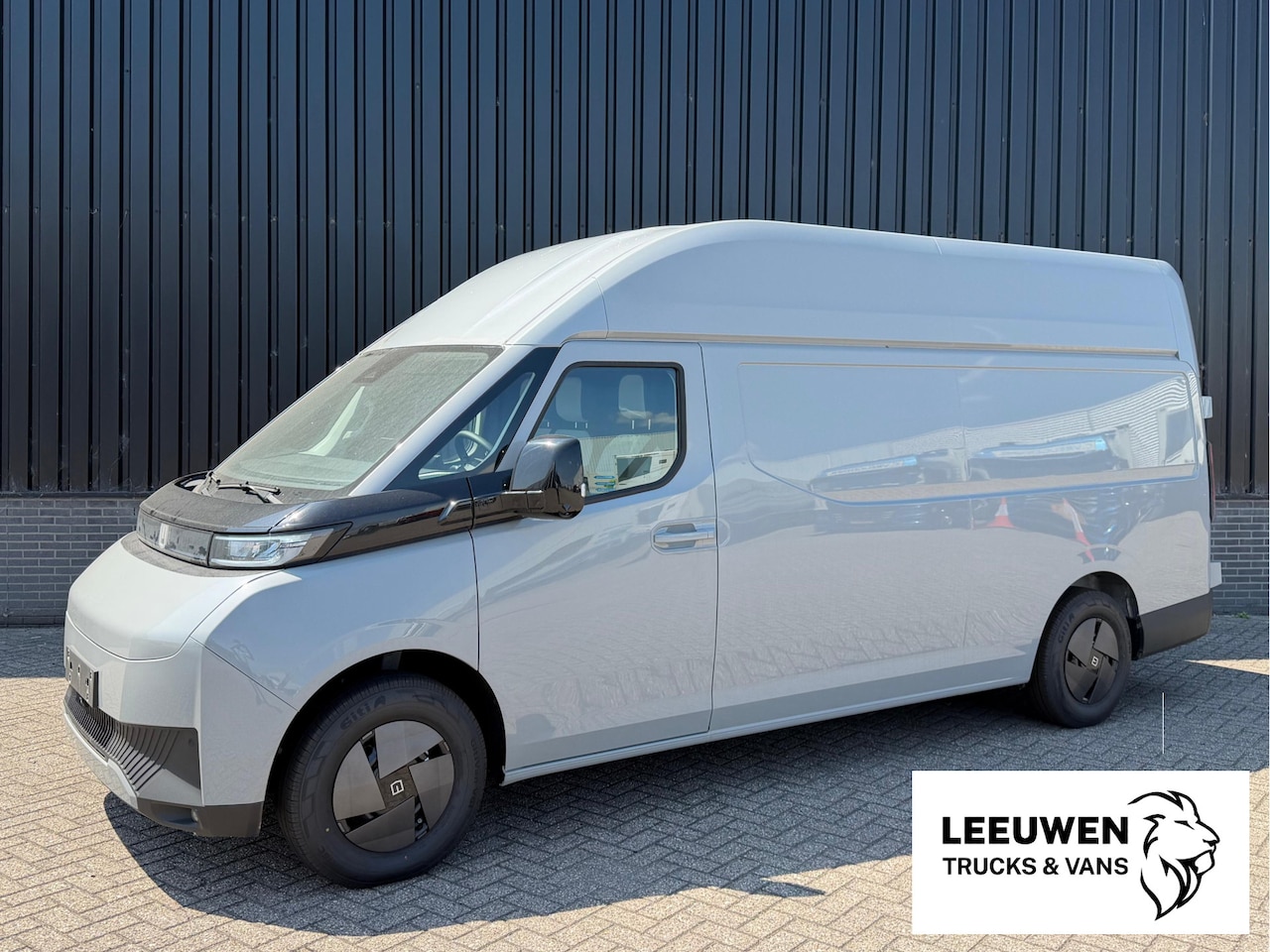 Farizon SV - | L3H3 | 106 kWh / 232 PK Full Options - Trekhaak - AutoWereld.nl