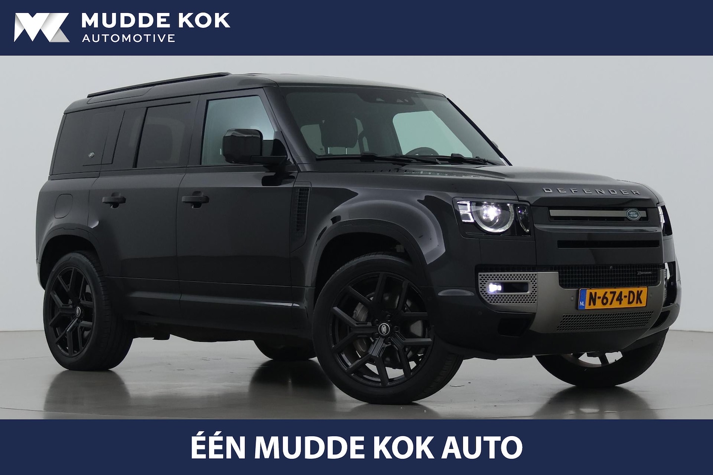 Land Rover Defender 110 - 2.0 P400e 110 HSE | Luchtvering | Trekhaak | Meridian | Koelbox | 22 Inch Urban | 360° Cam - AutoWereld.nl