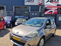 Renault Clio - 1.2 TCe Sélection Business Sport APK SEPTEMBER 2027