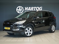 Ford Kuga - 1.5 150PK + TREKHAAK / STOELVERWARMING
