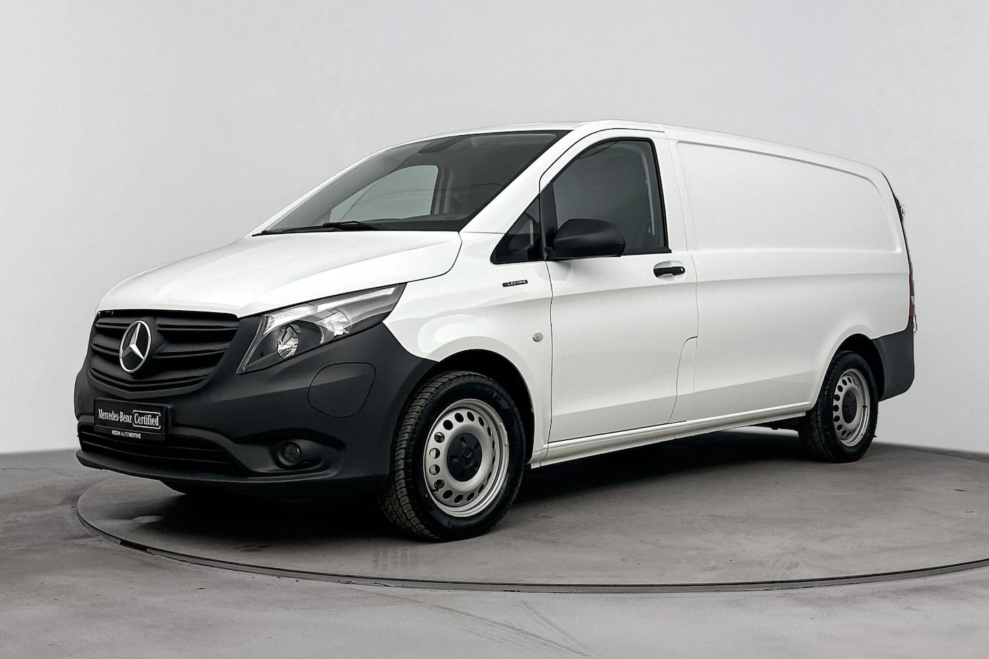 Mercedes-Benz eVito - eVito L2 | Audiopakket | Voorklimatisering | Zitcomfortpakket - AutoWereld.nl